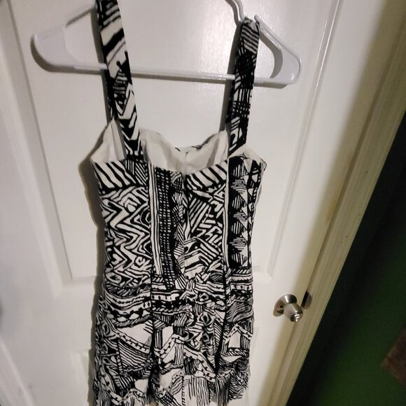 Donna Morgan Linen Dress Black and White Sundress - Picture 2 of 4